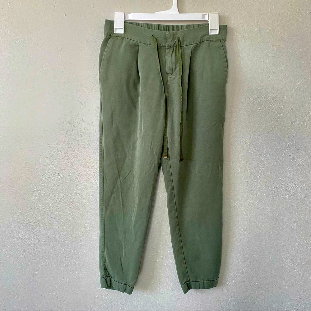 Cropped Relaxed Green Pants